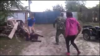 Kung Fu Fighting, бля. Сельские забавы.