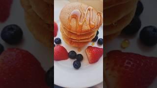 Pancake with berries #Japanese souffle pancakes #breakfastideas