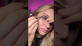 БЫСТРЫЕ СТРЕЛКИLifehack#makeup #бьютилайфхак #makeuptutorial #lifehack #стрелки #макияж #liner