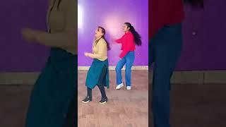 Mutiyaran #giddha #punjabisong #buhebariyan #mutiyaran #punjabidance