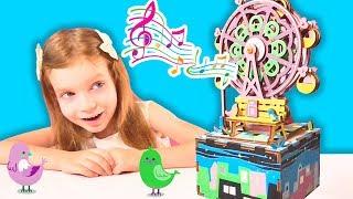 Музыкальная шкатулка - конструктор Колесо обозрения  Baby's Music Box