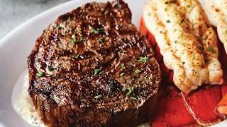 Texas Roadhouse Vs Ruth's Chris Steak House: How They Compare