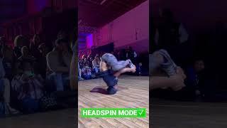 Headspins in Battle #headspin #breakdance #dancelife #bboying #youtubeshorts #upsidedown #battle