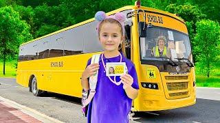 Ruby and Bonnie teach School Bus rules