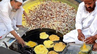 Huge Rajasthani Indian Malpula | हिंदुस्तानी मालपुआ | Popular Egg Malpura Making | Street Food