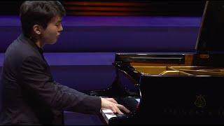 Seong-jin Cho - Schubert : Wanderer Fantasy in C major