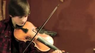 10 Year Old Jonny Mizzone   Sleepy Man Banjo Boys   Rockwood Deer Chase
