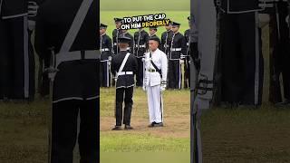 This soldier gave his friend a great help ️ #kindness #love #shorts