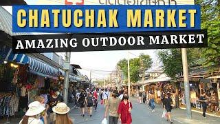 World's largest outdoor market - Chatuchak Market