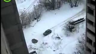 Bungee-sliding of a roof in Russia