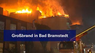 Großbrand in altem Hotel: 150 Feuerwehrleute im Einsatz