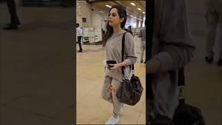 Pakistani Celebrities spotted at Karachi Airport | Hiba Bukhari | Mehwish Hayat | Lollywood WorlD