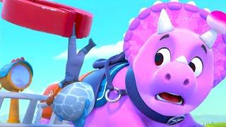 Miguel Is In Trouble! | Dino Ranch