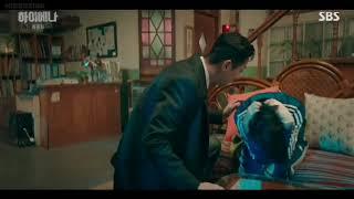 Hyena 1x16 - Ju Ji Hoon sleeps at the office after Kim Hye Soo had a nightmare