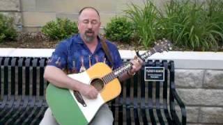 Seamus Kennedy sings The Old Sow on Floyd's Bench