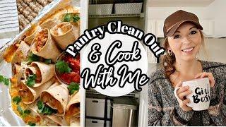 Cook And Clean With Me | Pantry Clean Out| Bloomin Fajita Keto Friendly