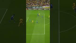 Pass and move 
