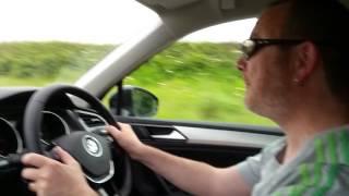 Volkswagen Tiguan SE NAV 2.0 TDI Review by MotorMartin