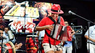 La Fiera Típica - Arturo Almonte (En Vivo)