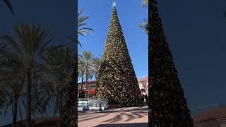 IRVINE SPECTRUM CENTER GETTING READY FOR THE HOLIDAYS!#travel #orangecounty  #california #walking