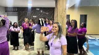 Marcha que a muralha cai Suzana silva. Encontro de mulheres pastora Edilene.