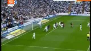 Real Madrid vs Barcelona 1-2 Goal By Carles Puyol.flv