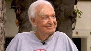 Bob Barker Relives Dangerous Fall: 'I Tore Up My Knee Really Well"