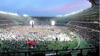 Waiting for Coldplay in Turin