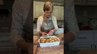 BUTTER ROLLS by Mama Sue | Rick Bragg's Grandmother's Recipe | Southern Cooking | Delicious treat