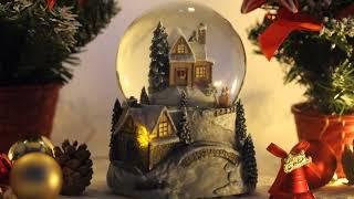 Juliland Santa Clause Coming to the Town Snow Globe