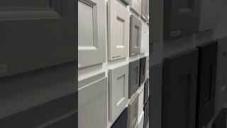 ⁠Not sure what colour to choose? @howdens has you covered. #kitchen #newkitchenmakeover #diy