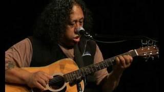 Jeff Simmonds sings Arlo Guthrie - Last Train to Glory