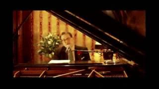 PETER MINTUN: Shall We Dance (George & Ira Gershwin) 1937