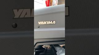 ROOFBOX YAKIMA EASYTRIP TEXTURED GREY 400L ON HONDA CRV