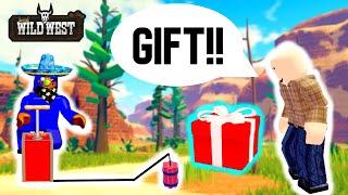 Baiting Players with Gifts and then Blowing Them Up | Roblox The Wild West