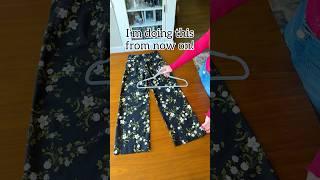 How to hang pants so they don't slip off of the hanger! #clothes #pants #laundry #wardrobe