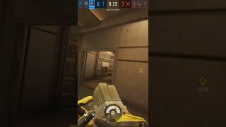 round winning c4 in ##r6 #rainbowsixsiege #r6clips #seige #c4 #lastkill