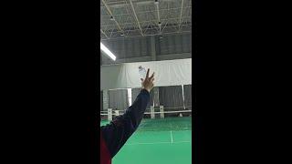 高远球手指发力练习？你学会了吗#逐光体育暖冬季#的辛羽球团