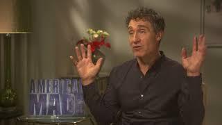 Director Doug Liman Talks Tom Cruise & American Made - Explains Plane Crash While Filming