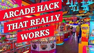 WATCH THIS HACK WORK. UK HOLIDAY RESORT BRIDLINGTON 2P PUSHERS CLAW MACHINES WIN FALL HACK AND MORE