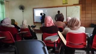 الدكتور محمد نزال والدكتور جواد اكبارية