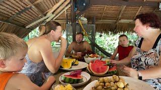 MY FAMILY IS SHOCKED BY FRUITS IN THE PHILIPPINES! Trying them for the first time in their lives!