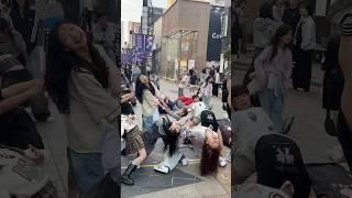 지온이 넘어질까 조마조마한 언니🫣#killthislove #blackpink #blackpinkchallenge #이거가능 #춤추는곰돌의랜덤댄스 #춤추는곰돌 #춤추는하민