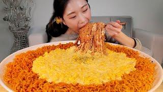 ASMR 우와 이거 신세계네요 콘치즈 불닭볶음면 먹방:) Eating spicy ramen with corn cheese mukbang