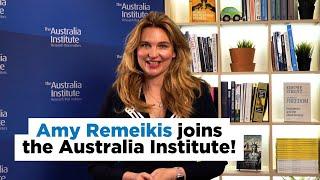 Introducing Amy Remeikis! (and why Australian politics is like a bucket of crabs)