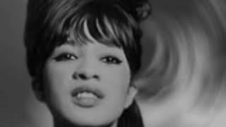 It's a Heartache  RONNIE SPECTOR  (with lyrics)