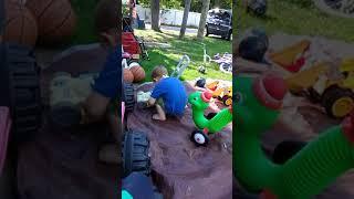 Addison and Gerald's video spider by QSI sponsored by Ryan toy review and Ryan police cry sponsored