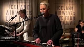 Vök - Waterfall (Live on KEXP)