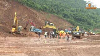 Karnataka:: Restoration Work Underway After Massive Landslide on NH 66 in Uttara Kannada | News9