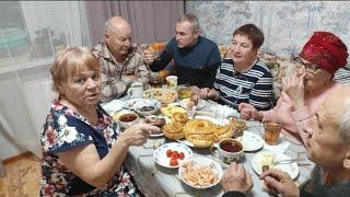 На горшочки с пылу с жару  // давно не виделись //